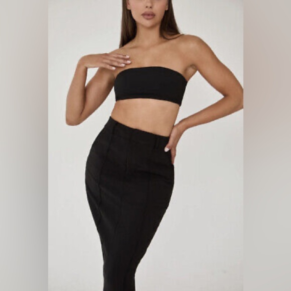 BOA Because of Alice Midi Pencil Skirt - Picture 2 of 5